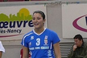 Nil&uuml;fer Belediyespor'a Arjantinli sma&ccedil;&ouml;r