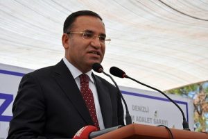 Muhalefet partileri siyaseti aşağıladı