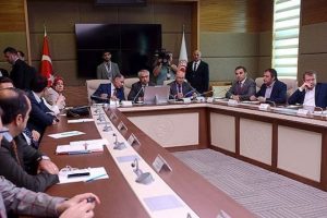 CHP'den '&Ccedil;&ouml;z&uuml;m S&uuml;reci Paketi'ne destek