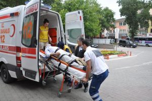 İneg&ouml;l'deki 4 ayrı kazada 5 kişi yaralandı