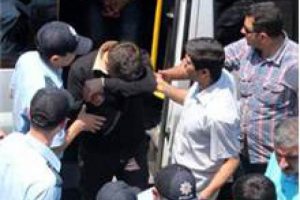 İki kız kardeşe cinsel istismara 11 g&ouml;zaltı