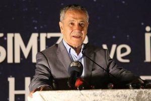Arın&ccedil;'tan gen&ccedil;lere IŞİD uyarısı