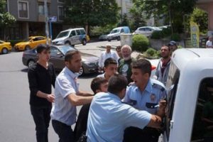 KPSS &ccedil;ıkışında bı&ccedil;aklanan kız hayatını kaybetti