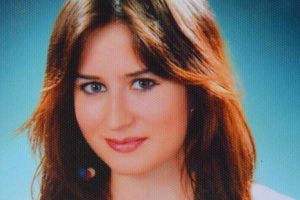 Sa&ccedil;ını boyatınca sınava giremedi!