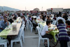 'BTSO İftar Sofraları' birlik ve beraberliği g&uuml;&ccedil;lendiriyor