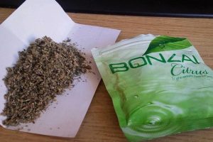 19 yaşındaki gen&ccedil; 'Bonzai'den &ouml;ld&uuml;