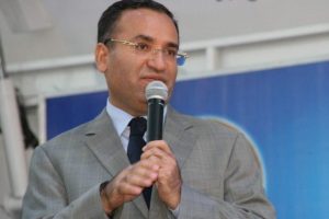 Bakan Bozdağ'dan "tarihi se&ccedil;im" vurgusu