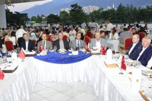 BEKSİAD'dan g&ouml;rkemli iftar