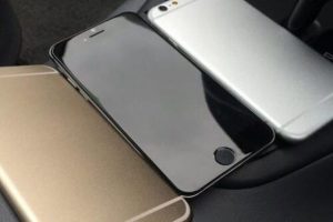 iPhone 6 yoksa bu fotoğraftaki telefon mu?