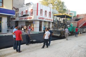 Asfaltlama &ccedil;alışmaları tam gaz