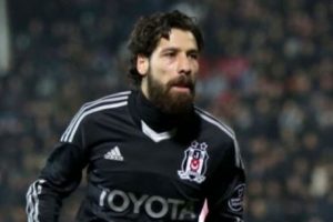 Olcay'a d&uuml;ğ&uuml;n i&ccedil;in 15 gol lazım!