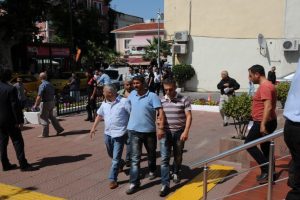 Koruma kararı kalktığı g&uuml;n eşini &ouml;ld&uuml;rd&uuml;
