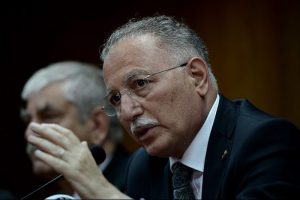 Ekmeleddin İhsanoğlu DİSK'i ziyaret etti