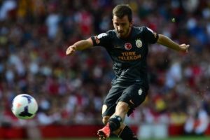 Emre &Ccedil;olak'ın g&ouml;z&uuml; yurt dışında