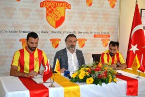 G&ouml;ztepe'de imza şov!