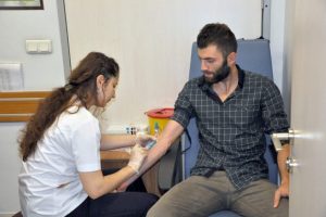 Trabzonsporlu futbolcular sağlık kontrollerinden ge&ccedil;ti
