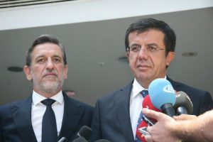 Bakan Zeybek&ccedil;i'den Bursa'da &ouml;nemli a&ccedil;ıklamalar