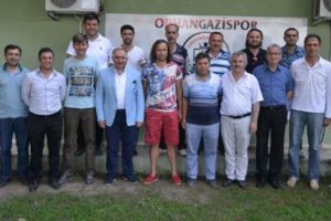 Orhangazispor kaleci sorununu &ccedil;&ouml;zd&uuml;