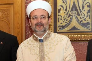 "Herkes imsak vakti konusunda Diyanet'e g&uuml;vensin"