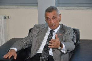 ''Yanlış yerden doğru adrese varılamaz''