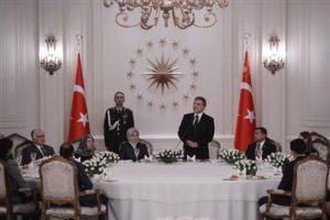 K&ouml;şk'te şehit ailelerine ve gazilere iftar