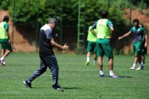 G&uuml;neş'ten futbolculara uyarı!