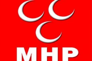 MHP'de t&uuml;m y&ouml;netim g&ouml;revden alındı