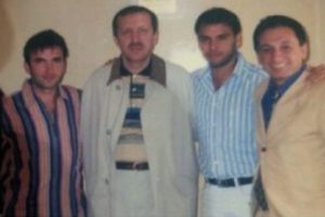 O eleştirilere fotoğraflı yanıt