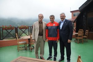 "Stadyum Bursa ve Bursaspor i&ccedil;in yapılıyor"