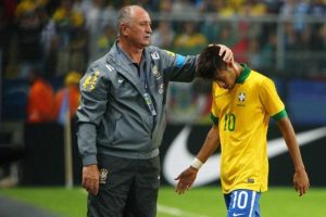 Brezilya'da Scolari istifa etti!