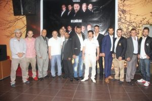 Esnaf &ccedil;ektiği filmin galasını yaptı