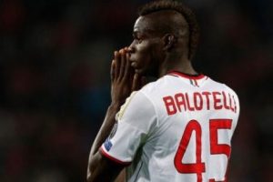 Mario Balotelli'nin faturası Sneijder'den