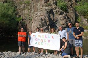 Nehirler temiz aksın diye...