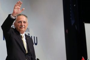 İhsanoğlu, Erdoğan ve Demirtaş'ın hesaplarına 1000 TL yatırdı
