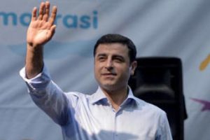 Demirtaş'tan İhsanoğlu'na bağış cevabı!