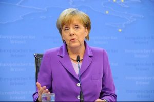 Merkel zirvede bırakıyor!