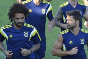 Fenerbah&ccedil;e'de &uuml;&ccedil; isim kesik yedi