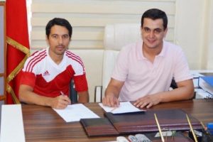Onur Ko&ccedil;ak Turgutluspor'da