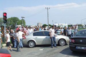 Bursa'da &ouml;l&uuml;m kavşağında can pazarı