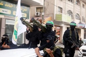 İzzeddin el-Kassam Tugayı, İsrail'e 98 f&uuml;ze fırlattı