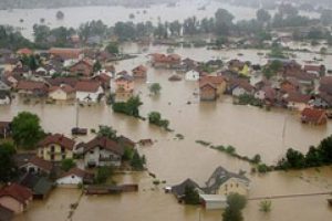 Doğal felaketlerin d&uuml;nyaya maliyeti belli oldu