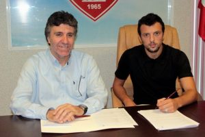 Ali Zorlu'dan Samsunspor'a 2 yıllık imza