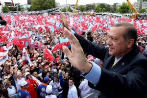 Erdoğan'ın mitinginde g&uuml;l kokulu su sıkılacak