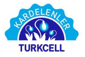 Kardelenlerin mezuniyet sevinci