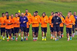 Galatasaray'ın Avusturya kampı s&uuml;r&uuml;yor