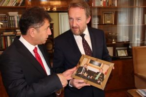 İzzetbegovi&ccedil;'in Erdoğan'a vasiyetinin ayrıntılarını anlattı