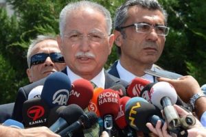İhsanoğlu: İsrail'in pervasız ve al&ccedil;ak&ccedil;a saldırısını şiddetle kınıyorum