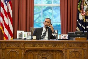Obama'nın d&uuml;şen u&ccedil;akla ilgili g&ouml;r&uuml;şmeleri s&uuml;r&uuml;yor