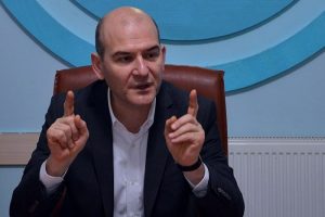 Sonu&ccedil;tan korktukları i&ccedil;in başka aday &ccedil;ıkardılar