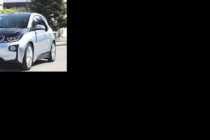 Elektrikli BMW'ye 30 T&uuml;rk &ccedil;arpıldı